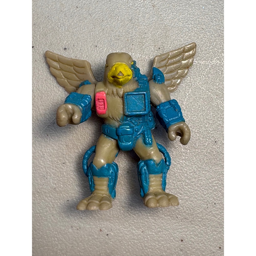 Battle Beasts #70 Harrier Hawk Figure Wood Rub Hasbro Takara Vintage 1987 Toy